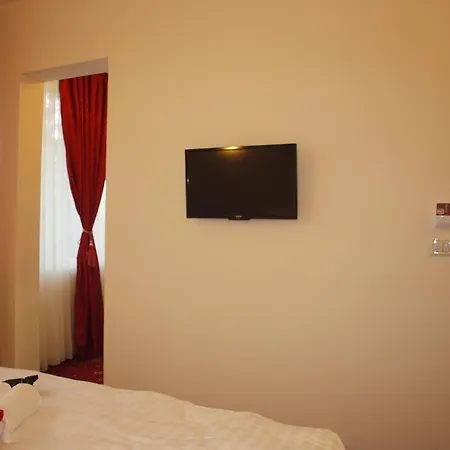 Отель Marie 3*
