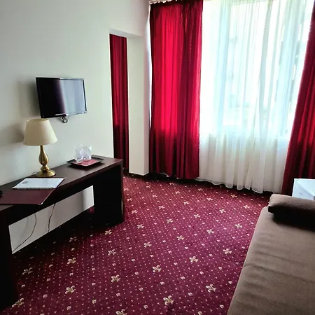 Отель Marie 3*